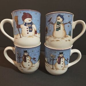 Snowman Themed Ceramic Mugs - Set of 4
